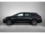 Toyota Corolla Touring Sports Hybrid 200 Executive | BTW voertuig | JBL | Head-Up Display | Dodehoek detectie | Parkeersensoren voor+achter | Lederen bekleding | Stoel+stuurverwarming | Navigatie | Apple CarPlay/Android Auto | Cruise Control