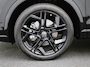 Volkswagen Tiguan 1.5 eHybrid R-Line Edition 272 PK| Origineel Nederlands | Panoramadak | LEDER Interieur | Trekhaak | 360 Camera | Stoelventilatie | Stoelverwarming Voor & Achter | LED Matrix | 20 Inch Velgen