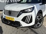 Peugeot e-2008 EV GT 54 kWh 156PK Navigatie, Achteruitrijcamera, Keyless, Panoramadak, Apple Carplay, Android Auto, Dealer onderhouden!