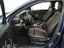 Mercedes-Benz A-klasse 180 Business Solution !(Zonnedak rolt niet op)! | Panoramadak | Trekhaak | Camera | Stoelverwarming | Onderweg-naar-dealer