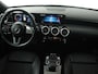 Mercedes-Benz A-klasse 180 Business Solution !(Zonnedak rolt niet op)! | Panoramadak | Trekhaak | Camera | Stoelverwarming | Onderweg-naar-dealer