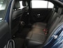 Mercedes-Benz A-klasse 180 Business Solution !(Zonnedak rolt niet op)! | Panoramadak | Trekhaak | Camera | Stoelverwarming | Onderweg-naar-dealer