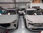 Hyundai Santa Fe 1.6 T-GDI PHEV Comfort Smart Sky 265 PK / Lederen interieur / Elektrische stoelen / Navigatie full map / etc…