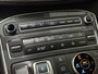Hyundai Santa Fe 1.6 T-GDI PHEV Comfort Smart Sky 265 PK / Lederen interieur / Elektrische stoelen / Navigatie full map / etc…