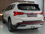 Hyundai Santa Fe 1.6 T-GDI PHEV Comfort Smart Sky 265 PK / Lederen interieur / Elektrische stoelen / Navigatie full map / etc…