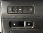 Hyundai Santa Fe 1.6 T-GDI PHEV Comfort Smart Sky 265 PK / Lederen interieur / Elektrische stoelen / Navigatie full map / etc…