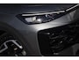 Volkswagen T-Roc 1.5 eTSI R-Line | Camera | ACC | Winter Pakket | Fabrieksgarantie