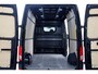 Volkswagen Crafter 35 2.0 TDI 177pk L4H3 (L3H2) Maxi Airco/Navi/Camera 01-2022