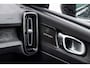 Volvo EX40 Single Motor Extended Range 82 kWh Plus Black Edition Europa | Warmtepomp | Harman Kardon Audio | Achteruitrijcamera | Parkeersensoren | Keyless Entry | Elektrische Achterklep | Elektrisch Verstelbare Voorstoelen | Stoelverwarming voor en achter | Lichtmetalen Velgen 20 inch | Cruise Control Adaptief | BLIS | Google Navigatie | Apple Carplay | Android Auto