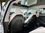 Tesla Model Y Long Range AWD 75 kWh | Elektrisch | 2022 | Panoramadak | Premium Audio | Keyless | Verwarmde Stoelen