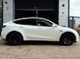Tesla Model Y Long Range AWD 75 kWh | Elektrisch | 2022 | Panoramadak | Premium Audio | Keyless | Verwarmde Stoelen