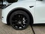 Tesla Model Y Long Range AWD 75 kWh | Elektrisch | 2022 | Panoramadak | Premium Audio | Keyless | Verwarmde Stoelen