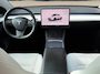 Tesla Model Y Long Range AWD 75 kWh | Elektrisch | 2022 | Panoramadak | Premium Audio | Keyless | Verwarmde Stoelen