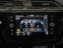 Volkswagen Touran 1.5 TSI R-Line Ext DSG | 7 Persoons | Panoramadak | Stuurverwarming | Zondag Open!