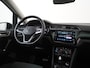Volkswagen Touran 1.5 TSI R-Line Ext DSG | 7 Persoons | Panoramadak | Stuurverwarming | Zondag Open!