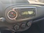 Toyota Yaris 1.0 VVT-i Now | Trekhaak | Airco | Radio-CD/MP3 speler |