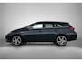 Toyota Auris Touring Sports 1.8 Hybrid Dynamic Ultimate | Panoramadak | Elektrisch verstel/Inklapbare buitenspiegels | 17" Velgen | Navigatie | Climate Control | Cruise Control | Achteruitrijcamera |