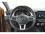 Renault Captur TCe 130 EDC Intens | Trekhaak | Adaptieve Cruise Control | Camera | Navigatie