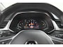 Renault Captur TCe 130 EDC Intens | Trekhaak | Adaptieve Cruise Control | Camera | Navigatie