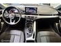 Audi A4 Avant 35 TDI. NAVI, CRUISE, XENON, STOELVERWARMING.
