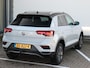 Volkswagen T-Roc 1.5 TSI Sport | Trekhaak | Achteruitrijcamera | Apple carplay / Android auto | Climate control | Digitale instrumentenpaneel |
