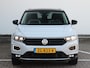 Volkswagen T-Roc 1.5 TSI Sport | Trekhaak | Achteruitrijcamera | Apple carplay / Android auto | Climate control | Digitale instrumentenpaneel |