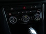 Volkswagen T-Roc 1.5 TSI Sport | Trekhaak | Achteruitrijcamera | Apple carplay / Android auto | Climate control | Digitale instrumentenpaneel |