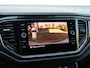 Volkswagen T-Roc 1.5 TSI Sport | Trekhaak | Achteruitrijcamera | Apple carplay / Android auto | Climate control | Digitale instrumentenpaneel |