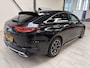 Kia ProCeed 1.5 T-GDi 160 pk GT-Line | Camera | Stoel- en stuurverw. | Adapt. cruise | Half leer | 17" | 4 Seiz. banden