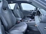 Volkswagen Tiguan 1.5 eHybrid R-Line Edition 204 pk Automaat (DSG) | Verlengde garantie | Navigatie | Panoromadak | Trekhaak (wegklapbaar) | Parkeersensoren (Park assist) | Rondomzicht camera | Stoelverwarming | R-Line |