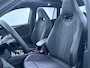 Volkswagen Tiguan 1.5 eHybrid R-Line Edition 204 pk Automaat (DSG) | Verlengde garantie | Navigatie | Panoromadak | Trekhaak (wegklapbaar) | Parkeersensoren (Park assist) | Rondomzicht camera | Stoelverwarming | R-Line |