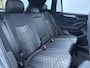 Volkswagen Tiguan 1.5 eHybrid R-Line Edition 204 pk Automaat (DSG) | Verlengde garantie | Navigatie | Panoromadak | Trekhaak (wegklapbaar) | Parkeersensoren (Park assist) | Rondomzicht camera | Stoelverwarming | R-Line |