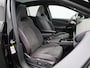 Volkswagen ID.5 GTX 77 kWh 299 PK| Dealeronderhouden | Panoramadak | 21 Inch Velgen | Stoelverwarming | Stuurwielverwarming | Achteruitrijcamera | Elektrische Voorstoelen