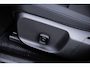 Volvo EX30 P5 Long Range Plus Europa 69 kWh | Getint Glas | Adaptieve Cruise Control | Harman Kardon Audio | Elektr. Achterklep | Elektr. Stoelen | Parkeercamera | Black Interieur |