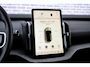 Volvo EX30 P5 Long Range Plus Europa 69 kWh | Getint Glas | Adaptieve Cruise Control | Harman Kardon Audio | Elektr. Achterklep | Elektr. Stoelen | Parkeercamera | Black Interieur |
