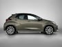 Toyota Yaris 1.5 Hybrid 130 Executive | BTW voertuig | Dealer onderhouden | Dodehoek detectie | Stoel+stuurverwarming | Parkeersensoren voor+achter | Achteruitrijcamera | Navigatie | Apple CarPlay/Android Auto |
