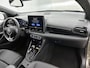 Toyota Yaris 1.5 Hybrid 130 Executive | BTW voertuig | Dealer onderhouden | Dodehoek detectie | Stoel+stuurverwarming | Parkeersensoren voor+achter | Achteruitrijcamera | Navigatie | Apple CarPlay/Android Auto |