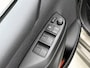 Toyota Yaris 1.5 Hybrid 130 Executive | BTW voertuig | Dealer onderhouden | Dodehoek detectie | Stoel+stuurverwarming | Parkeersensoren voor+achter | Achteruitrijcamera | Navigatie | Apple CarPlay/Android Auto |