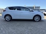 Toyota Auris 1.8 Hybrid Lease