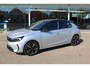 Opel Corsa 1.2-75pk Sport. In nieuwstaat verkerende Opel Corsa ! Autm. airco, cruise control, Apple Carplay/Android auto, Camera, LED verl., side- en lane assist, Stoel- en stuurwiel verwarming, Panoramadak, Parkeersensoren etc.