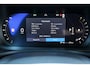 Volvo S60 2.0 B4 Plus Dark | Trekhaak | Stoel + Stuur Verwarming | Camera | Keyless Start / Entry | DAB |