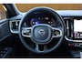 Volvo S60 2.0 B4 Plus Dark | Trekhaak | Stoel + Stuur Verwarming | Camera | Keyless Start / Entry | DAB |