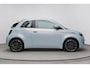 Fiat 500e Cabrio La Prima by Bocelli 42 kWh | SoH 94,9% | Navigatie | Carplay | Camera | Stoelverwarming | JBL | Parkeersensoren