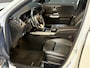 Mercedes-Benz GLB 200 Business Solution AMG | 7-Zits | Pano | Camera | Sfeerverlichting