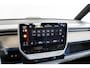 Volkswagen ID. Buzz Pro 5 pers Intro 77kWh | Trekhaak | Elektrische Stoelverstelling & Geheugen | Adaptive Cruise | Camera | Climate Controle | Navigatie |