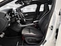 Mercedes-Benz CLA Shooting Brake 200 Ambition - Pano - Trekhaak - Nieuwe APK - AMG