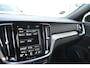 Volvo V60 2.0 B4 Plus Dark