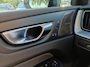 Volvo XC60 T6 350PK AWD Ultra Black Edition | Facelift | Schuif/kantel dak | H & K Audio | BLIS | 360 Camera |
