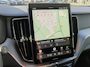 Volvo XC60 T6 350PK AWD Ultra Black Edition | Facelift | Schuif/kantel dak | H & K Audio | BLIS | 360 Camera |