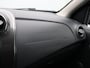 Dacia Logan MCV TCe 90pk Stepway | Trekhaak | Parkeersensoren Achter | Navigatie |